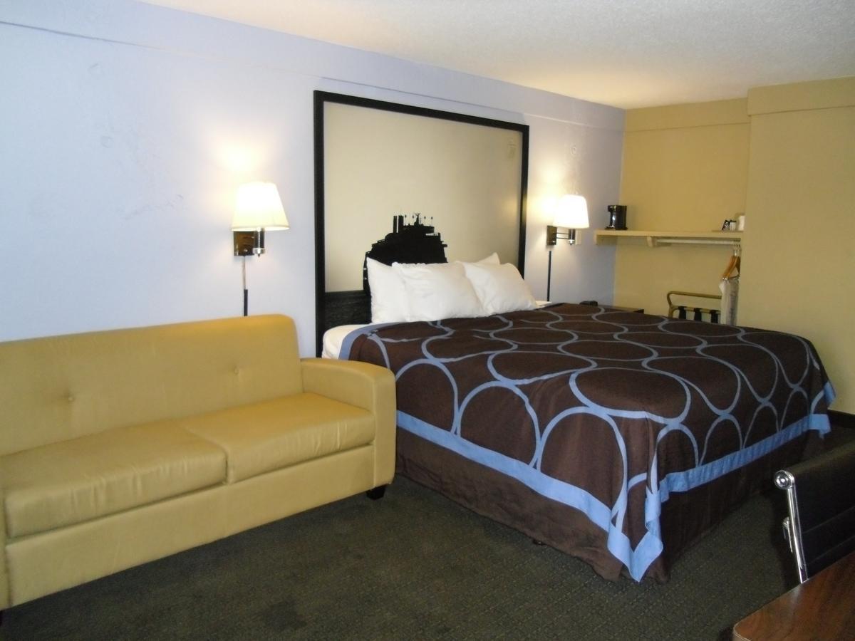 Super 8 by Wyndham Lantana West Palm Beach Exterior foto